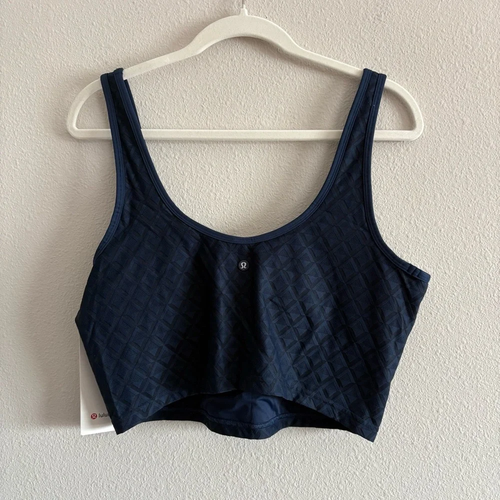 NWT Lululemon Textured Mesh Tennis Tank Top Cropped Women’s XL Club Blue